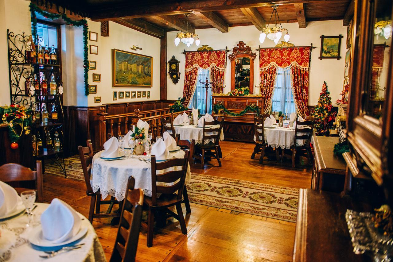 דובנו Antique House Hotel מראה חיצוני תמונה