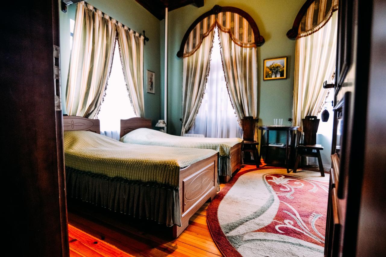 דובנו Antique House Hotel מראה חיצוני תמונה