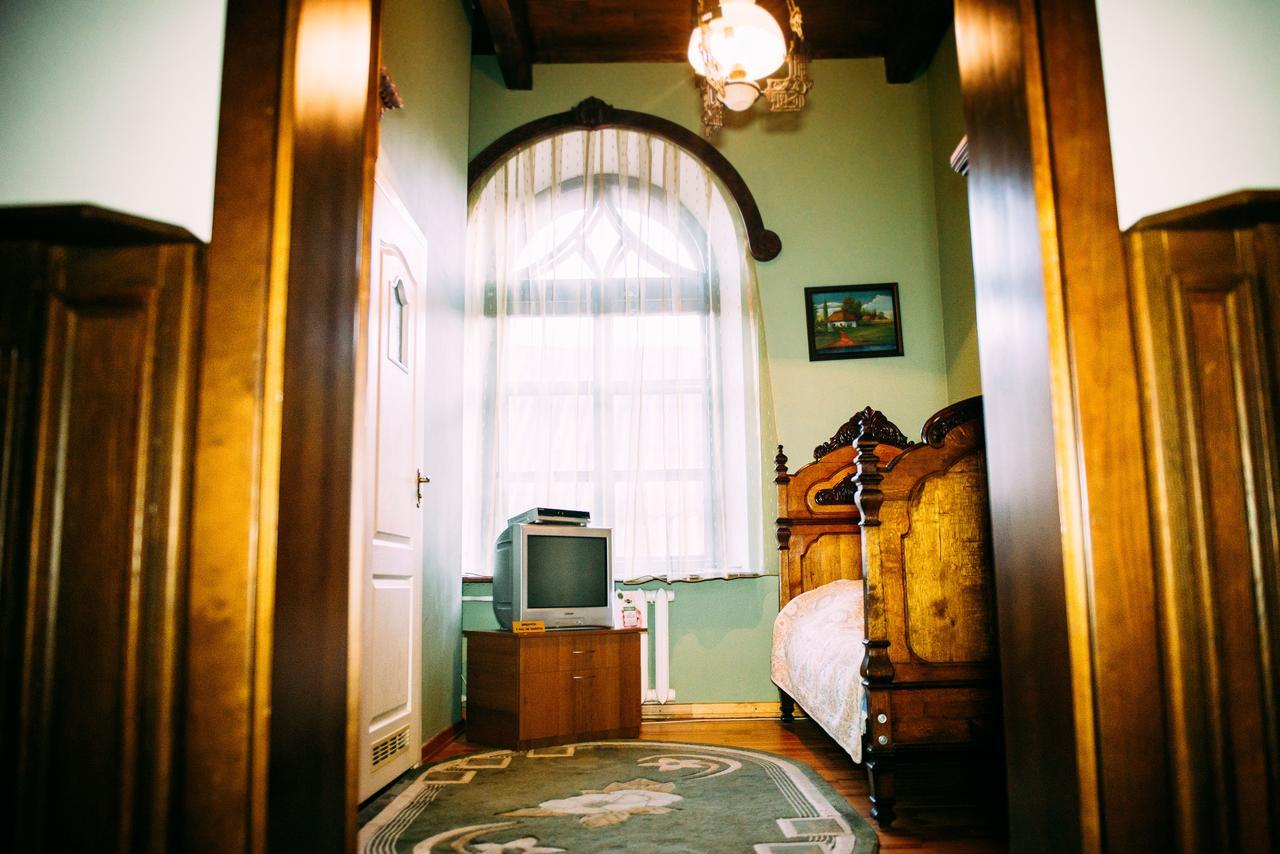 דובנו Antique House Hotel מראה חיצוני תמונה