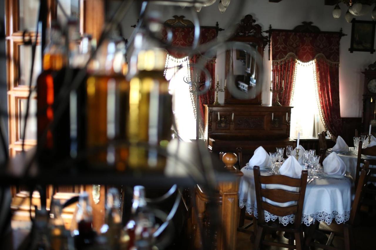 דובנו Antique House Hotel מראה חיצוני תמונה